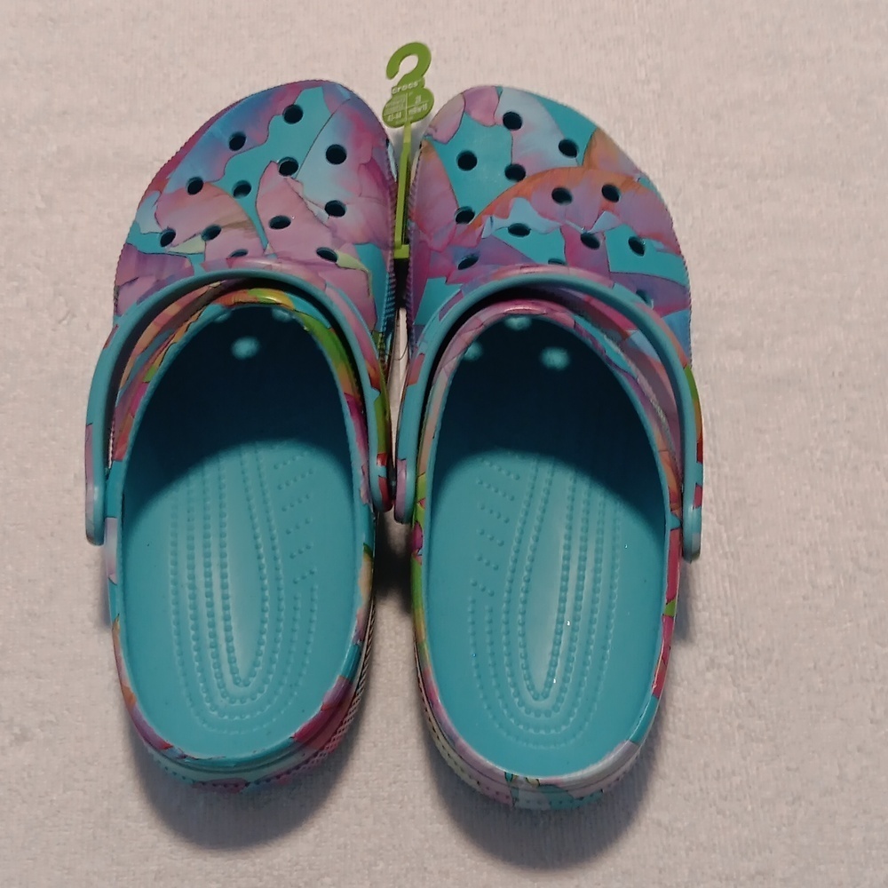 NWT Crocs classic palm print clog size 10 men's, 12 women's - Picture 2 of 7